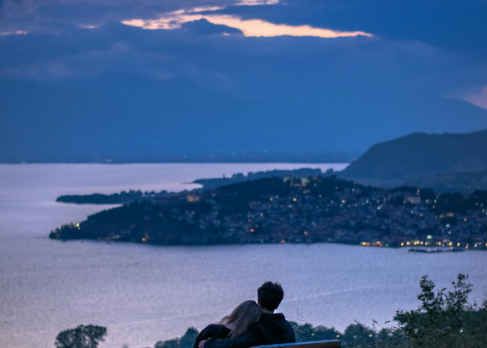 البحيرات في البانيا